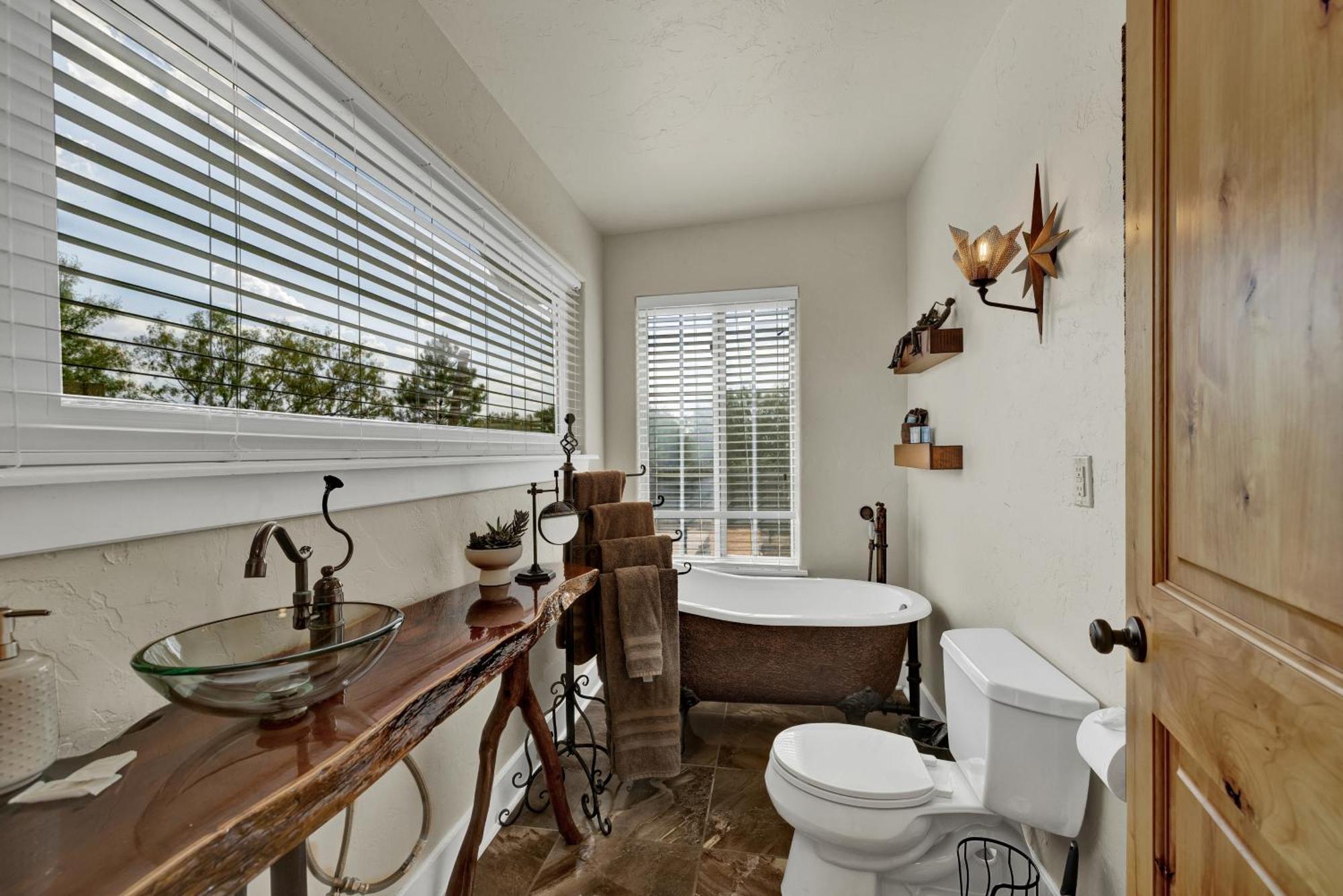 Vaughan W/Hot Tub And Grill Fredericksburg Esterno foto